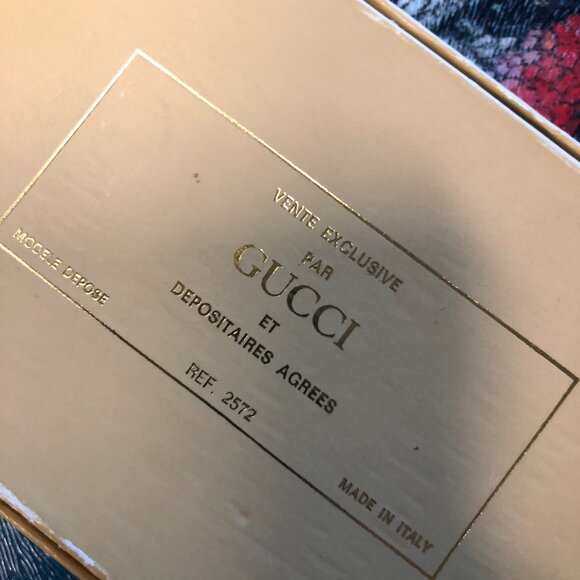 GUCCI GG Vintage Gold Tone Key Chain w Box - Picture 8 of 9